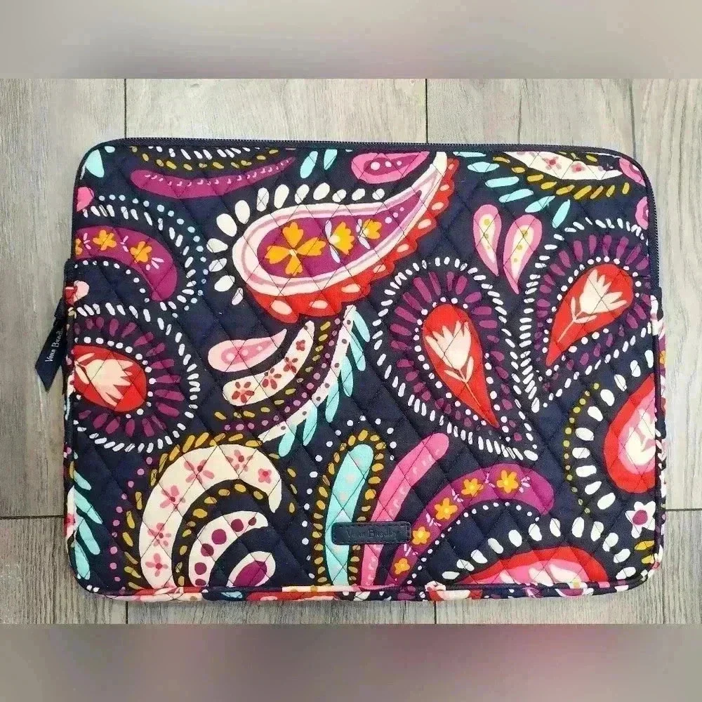 Vera Bradley Laptop Tablet Bag‎ Case Zipper Pouch Purple Paisley